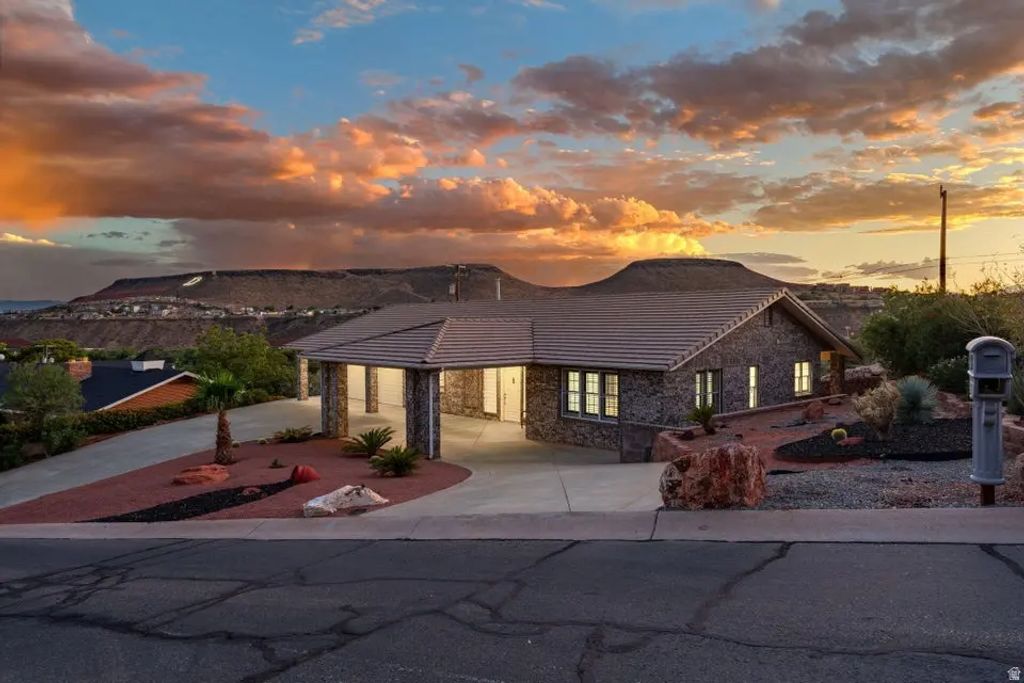 339 W Sandstone Cir, St. George