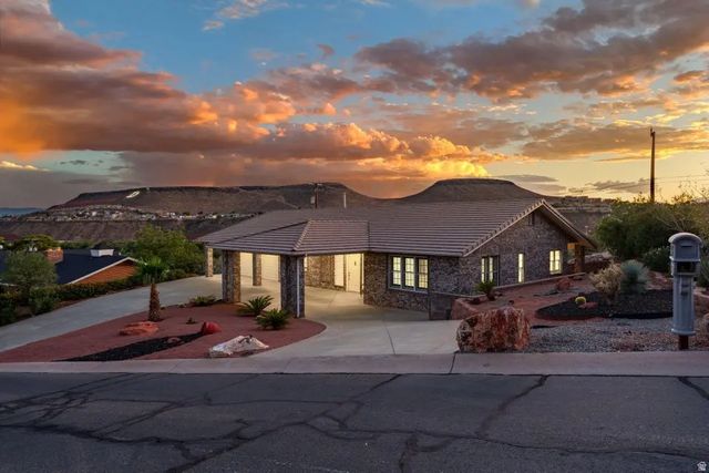 339 W Sandstone Cir, St. George