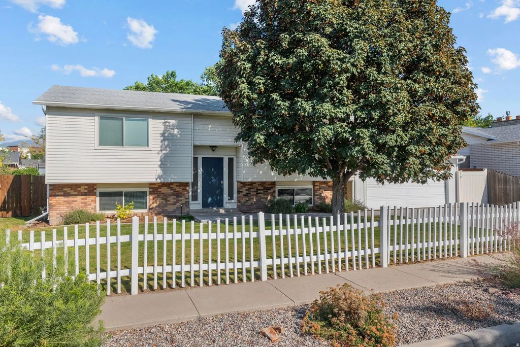4033 S Burningham Dr, Salt Lake City