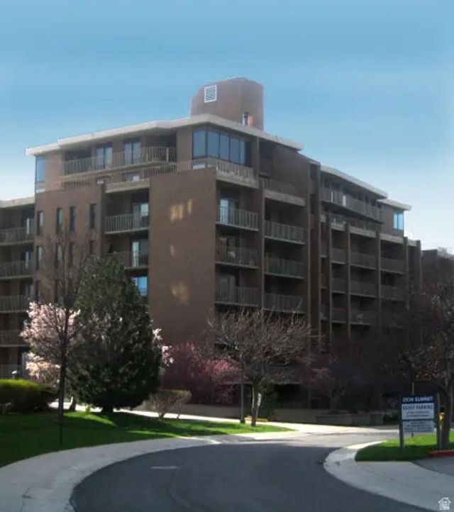 245 N Vine St 503, Salt Lake City
