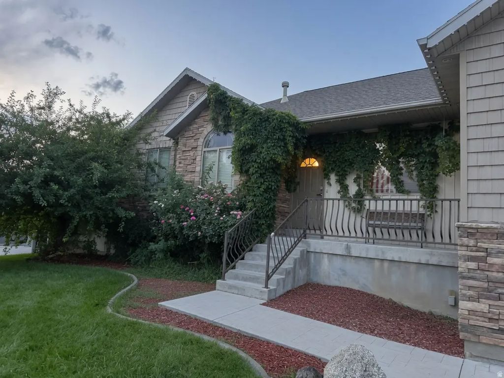 743 S 560 W, Lehi