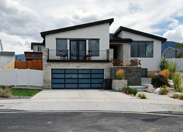 655 E Oliver Rd, Tooele