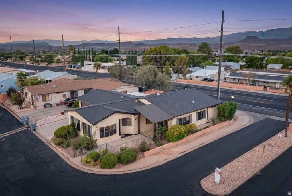 1526 N Dixie Downs Rd 46, St. George