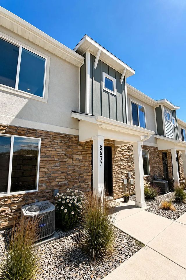8637 W Patron Way 1126, Magna