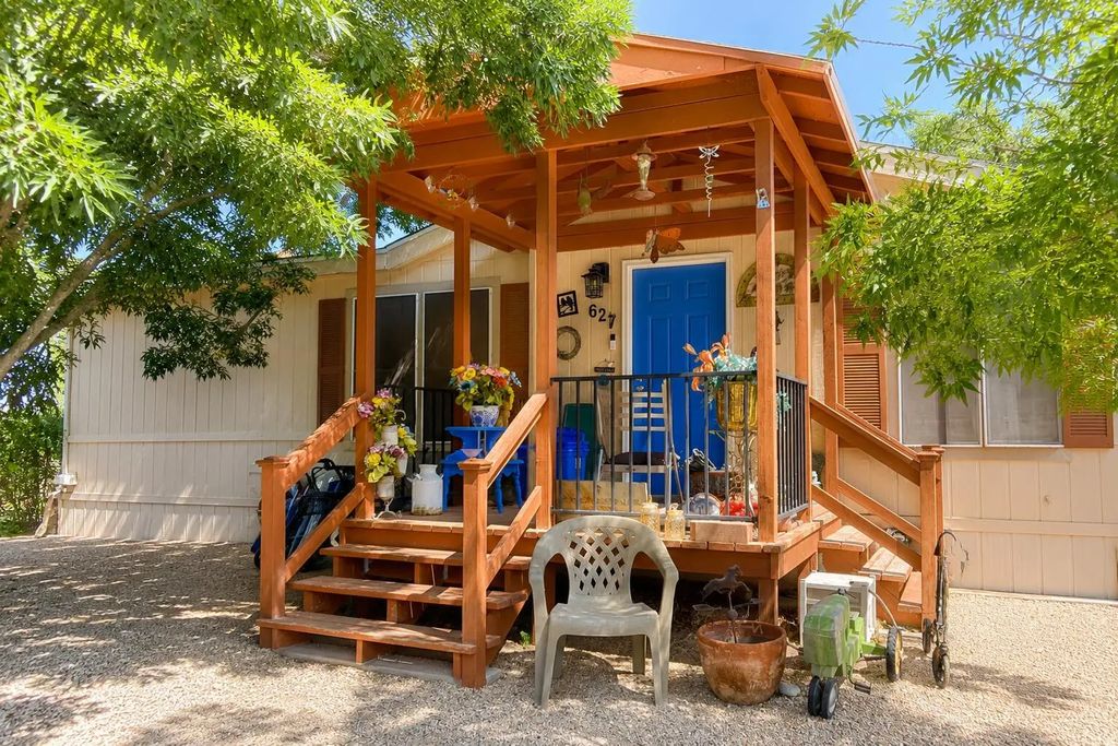 627 N 125 E, La Verkin