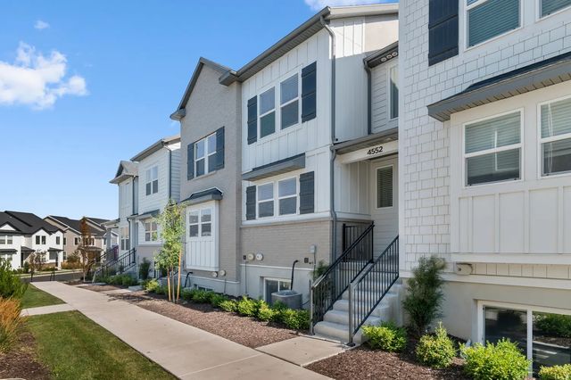 4552 W Parkes Peak Ln, Herriman
