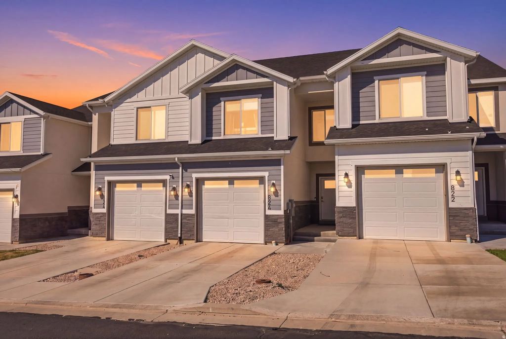 824 N Gleneagles Ct, Tooele