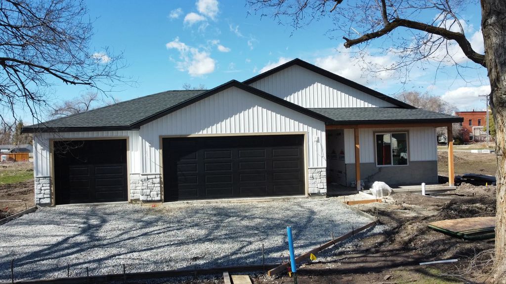 2305 N 3900 W, Corinne
