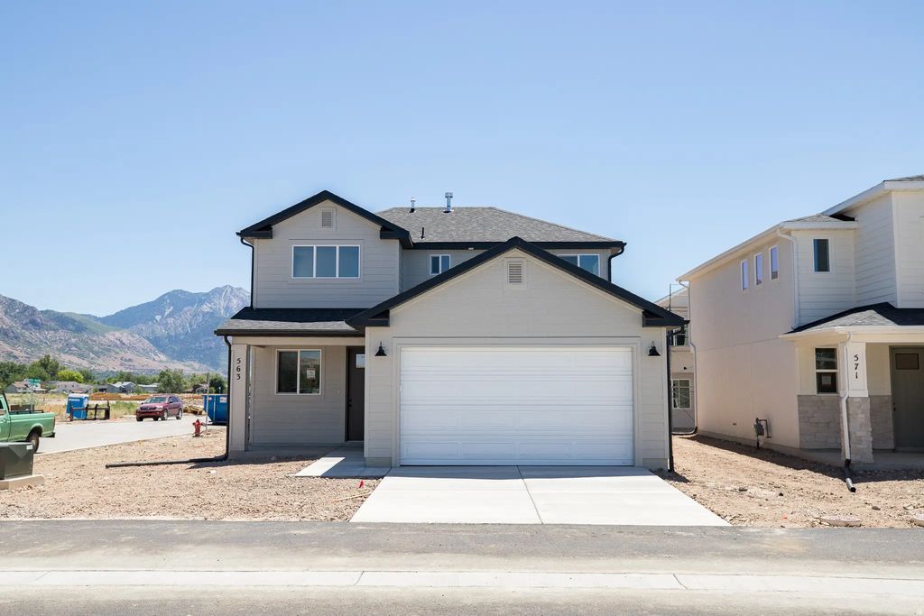 563 W 1775 N, Harrisville