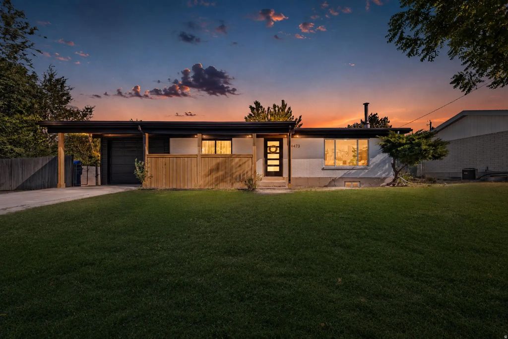 4473 W Manhatten Dr S, Salt Lake City