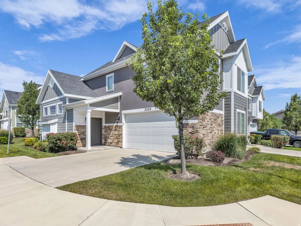 2024 W Park Rim Way, Riverton