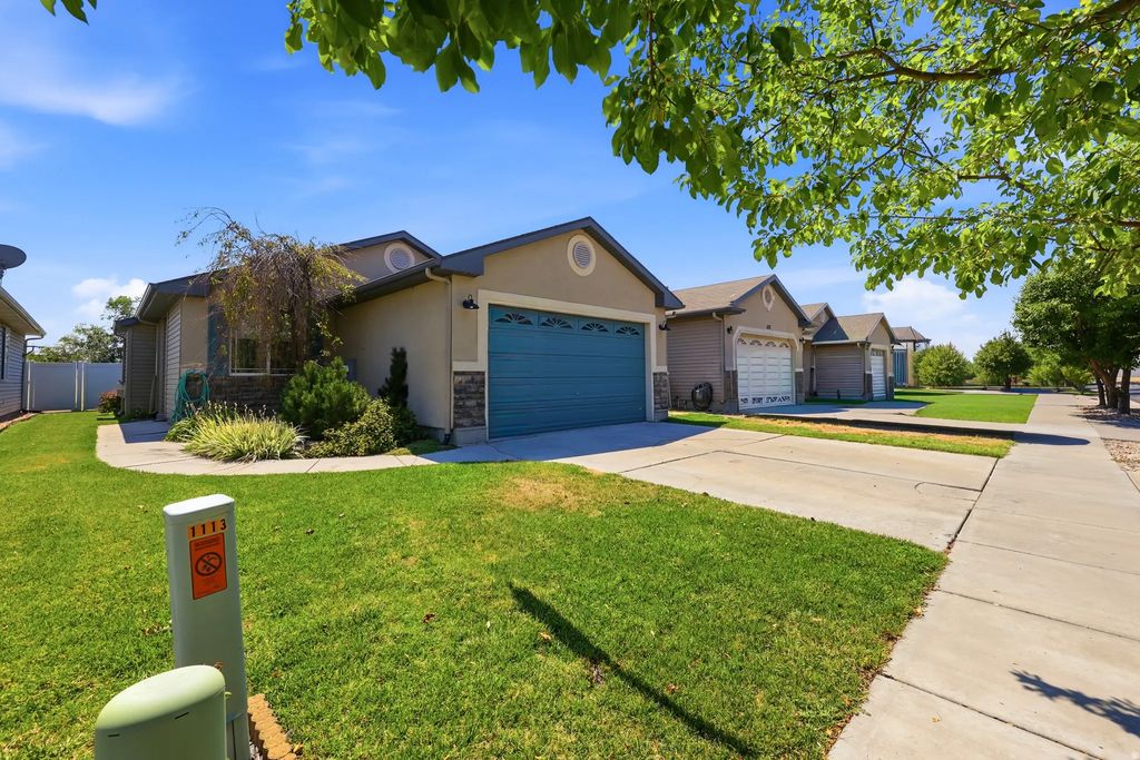 1113 W Haworth Dr. N, North Salt Lake
