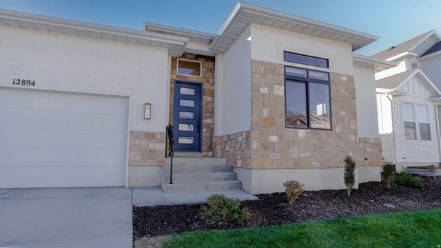 12894 S Berlynn Dr 17, Riverton