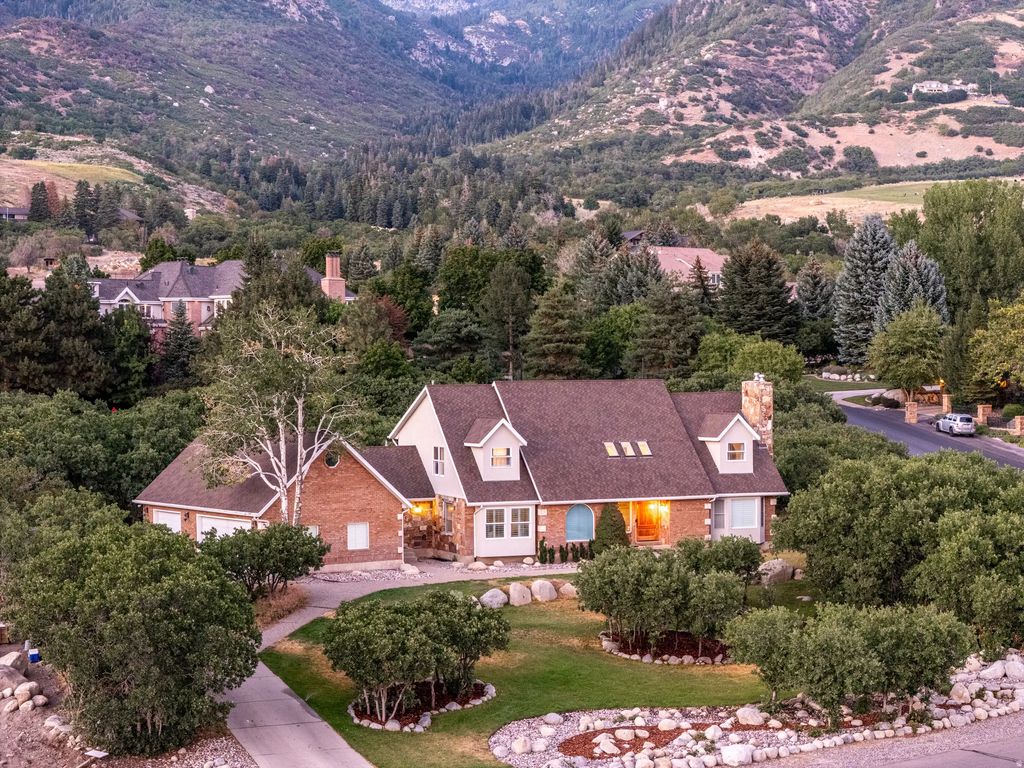 4182 W Juniper Cir, Alpine