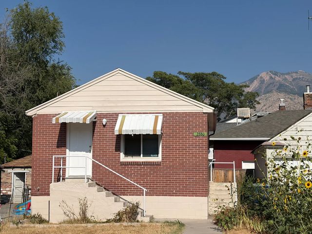 2880 Lincoln Ave, Ogden
