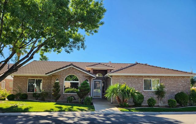 805 S River Rd 78, St. George
