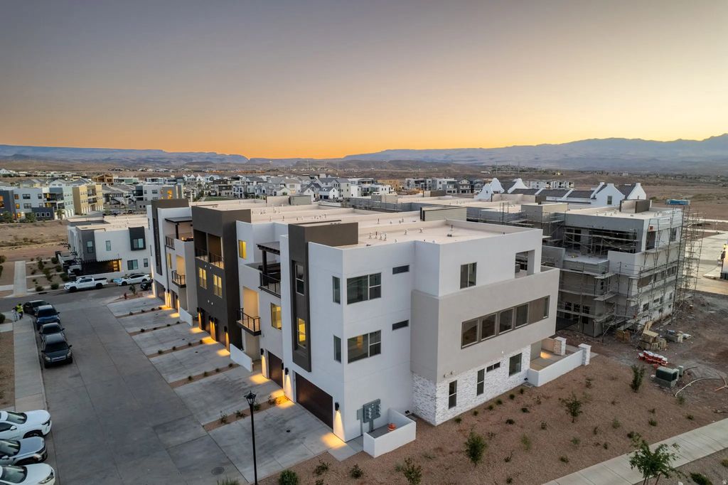 692 W High Tide Pl 133, St. George