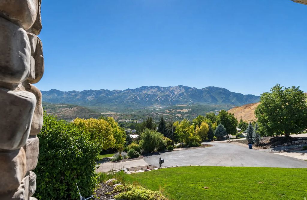 4238 N Sego Lily Rd, Morgan