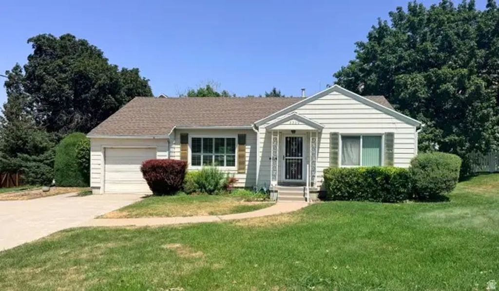 3339 E Joyce Dr, Salt Lake City