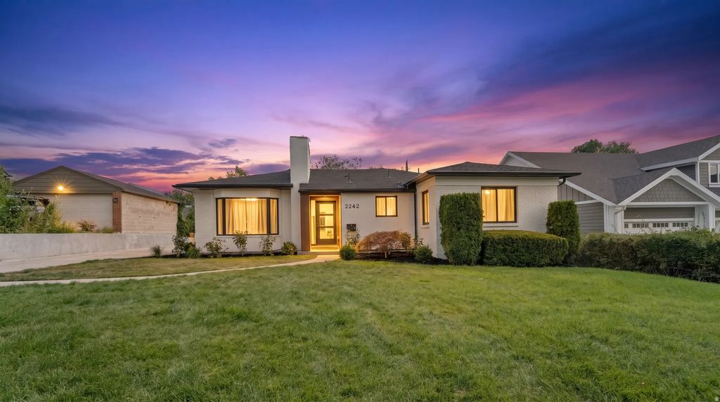 2242 E Kensington Ave S, Salt Lake City