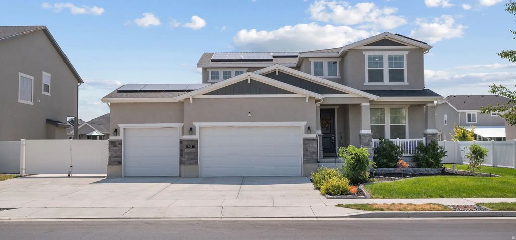 945 W Montaulk Ln, Stansbury Park
