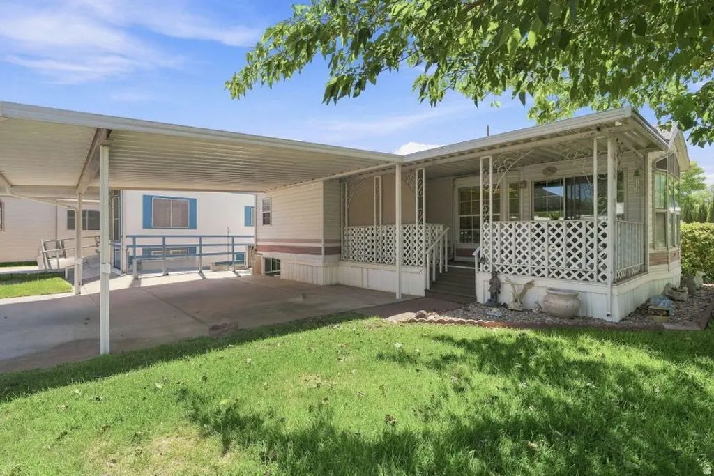 1160 E Telegraph St 59, Washington