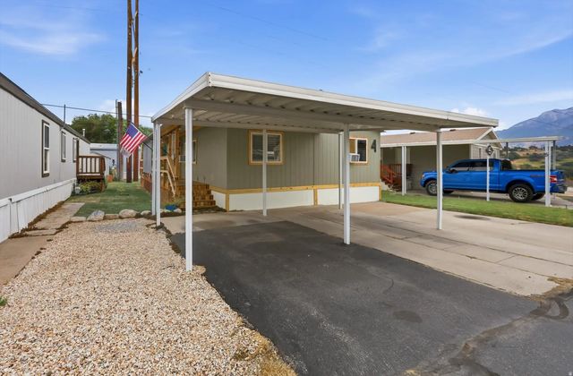 5648 S 1150 W 4, Riverdale