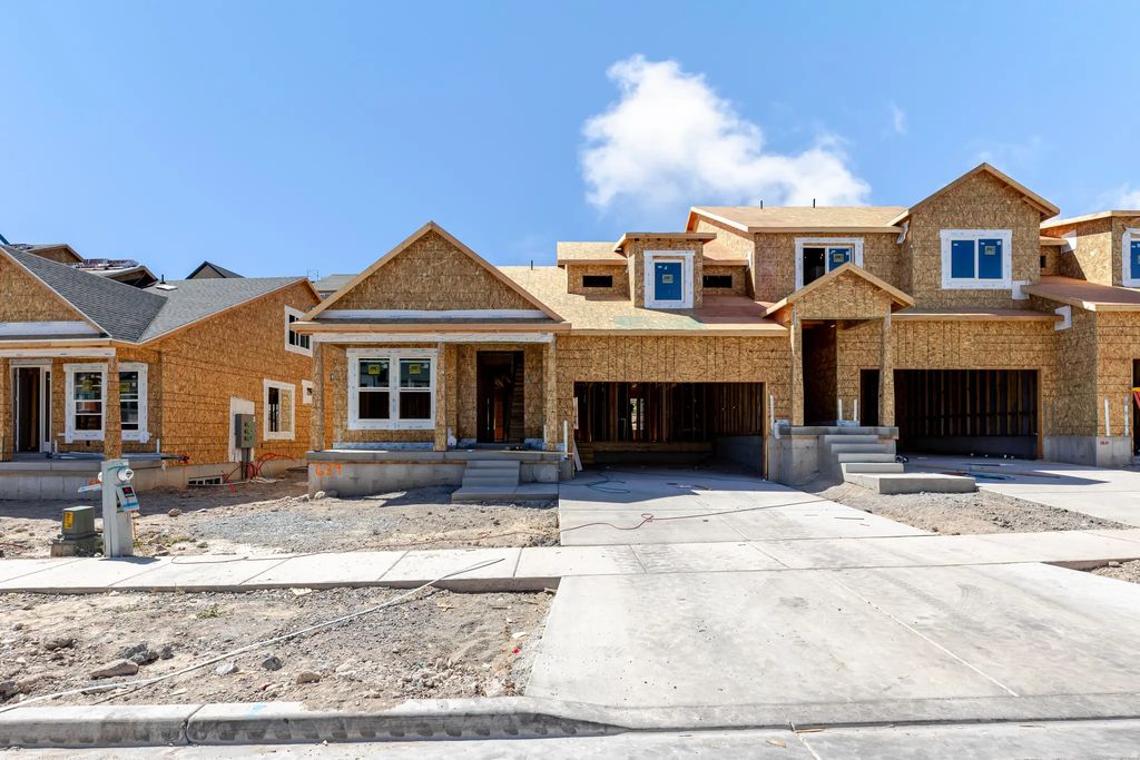 817 N Banner Dr 639, Saratoga Springs