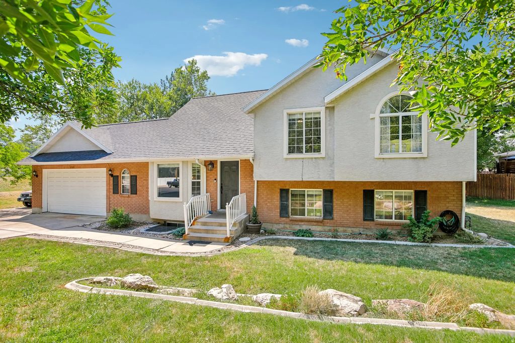 1005 Edgewood Dr, South Ogden