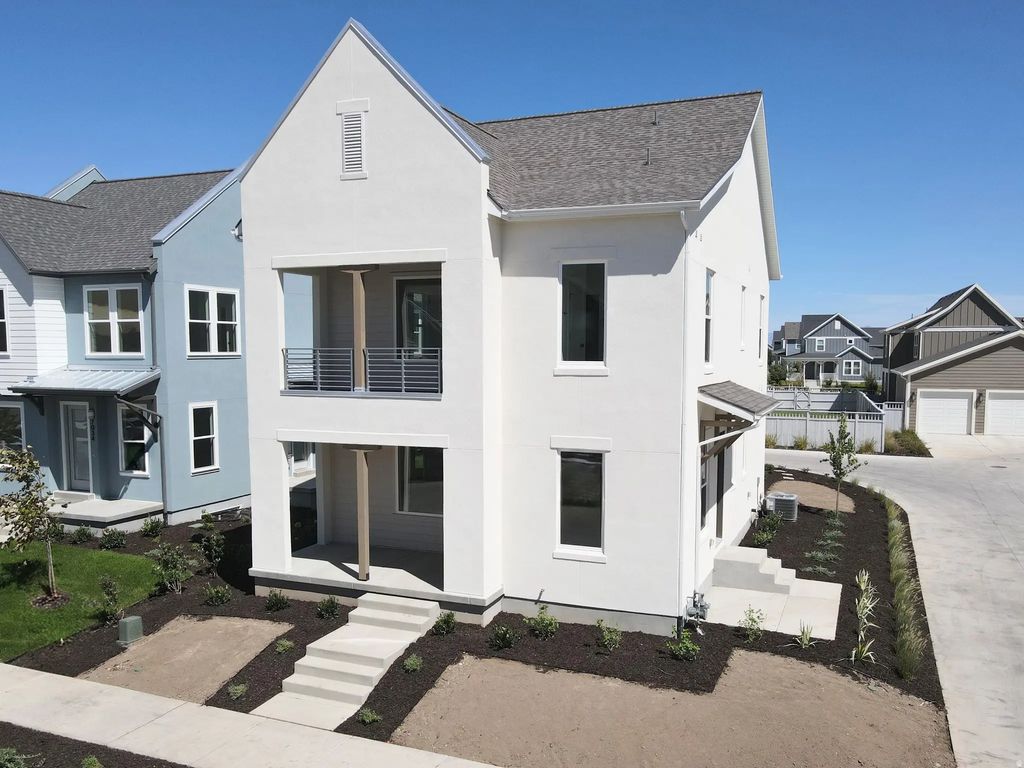 7028 W Lake Ave S 121, South Jordan