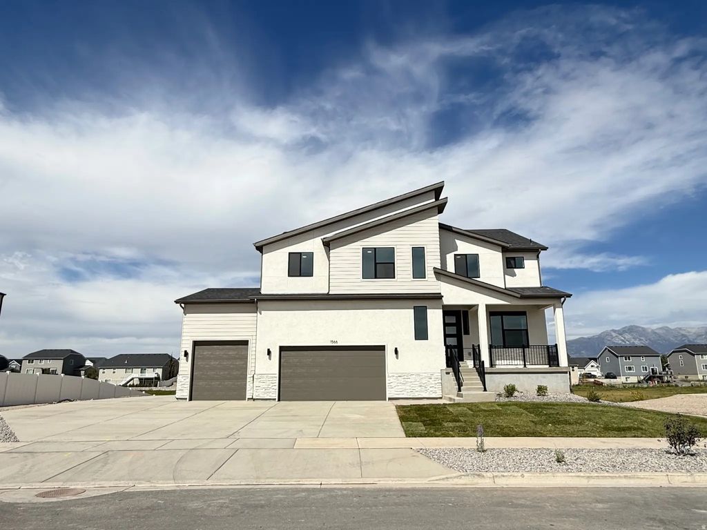 1566 E Livi Ln N 6, Saratoga Springs