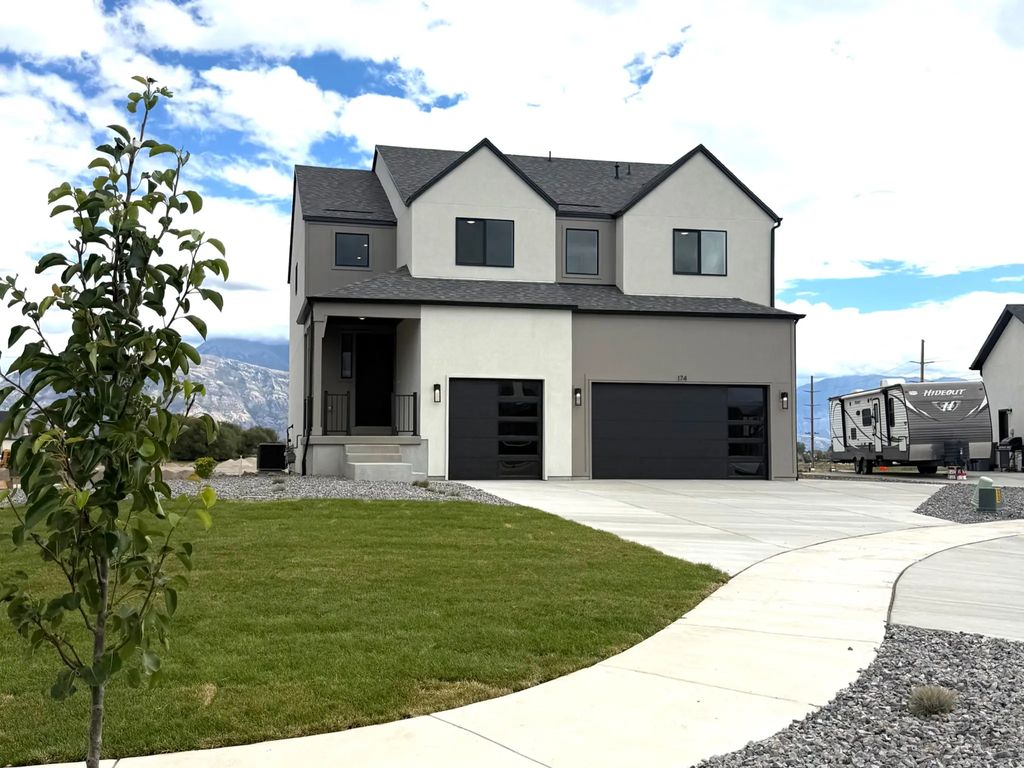 174 N Mia Cove Cv E 17, Saratoga Springs