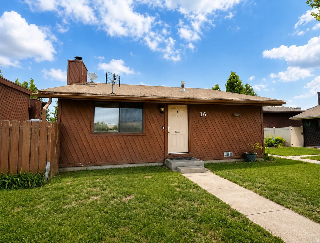 1450 Sagewood Rd 16, Price