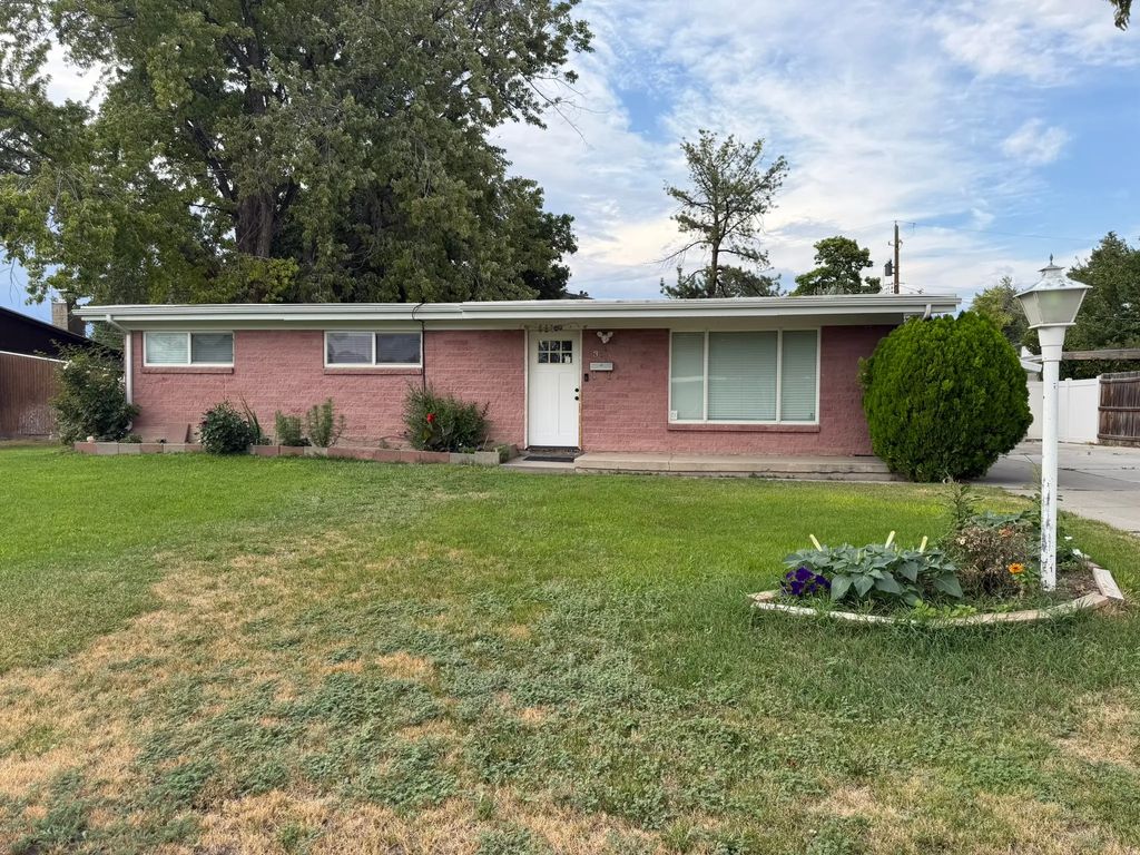 357 E 4090 S, Murray