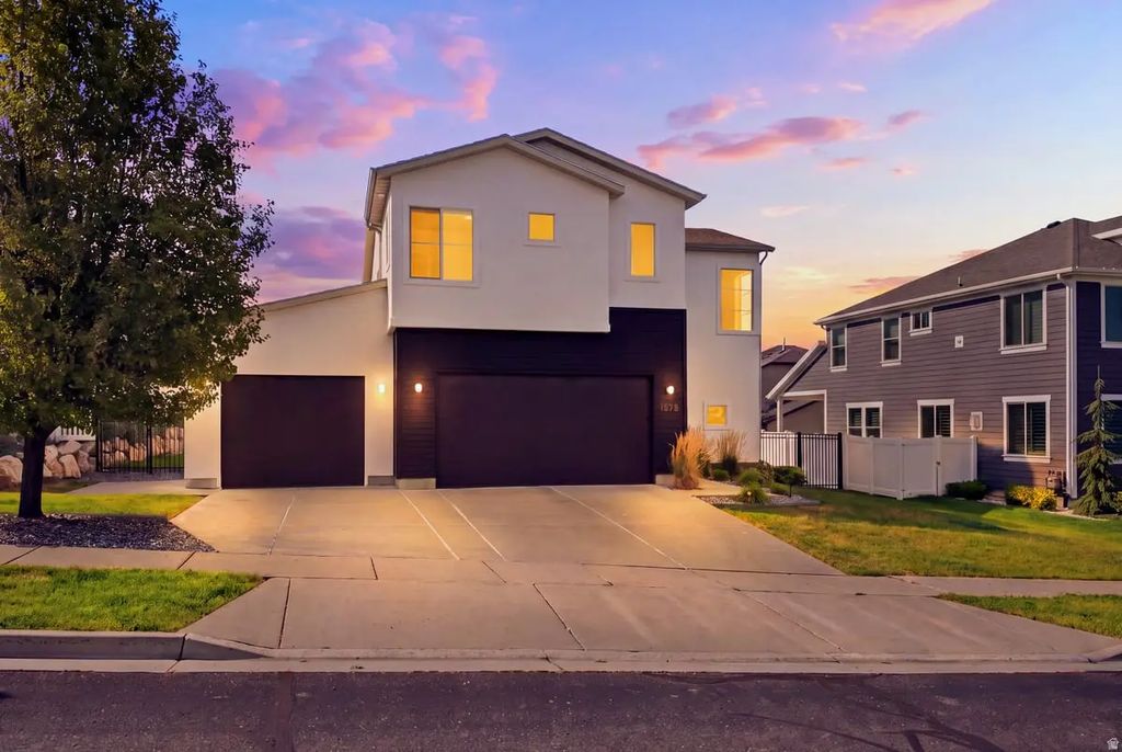 1578 E Maple Way, Layton