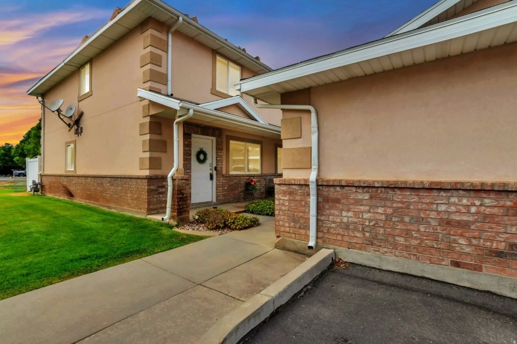 1957 N 275 W, Harrisville