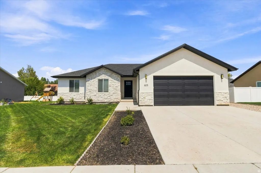 625 E 100 S, Ephraim