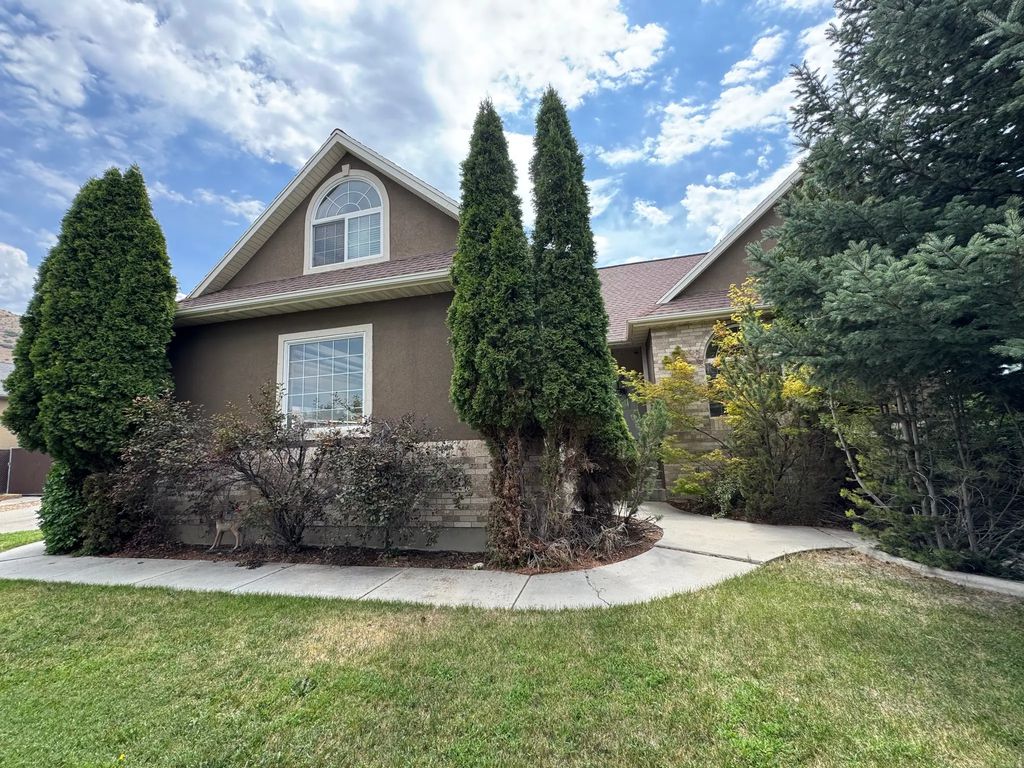 28 E 1600 S, Payson