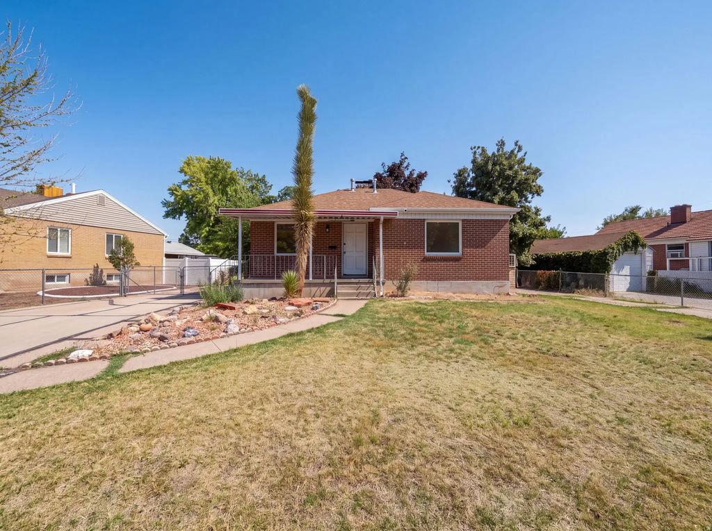 116 Ross Dr, Clearfield