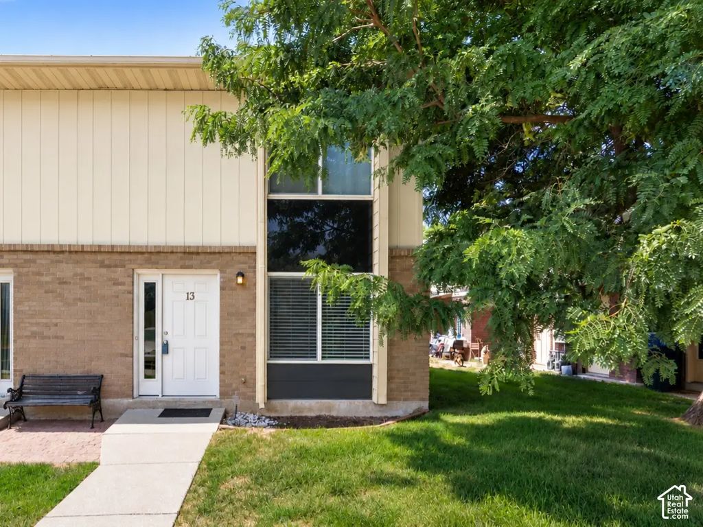 989 Canyon Rd 13, Ogden