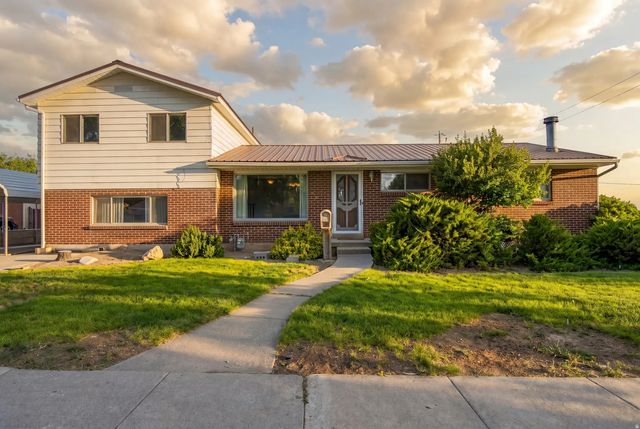 3320 S Broadway St, Magna