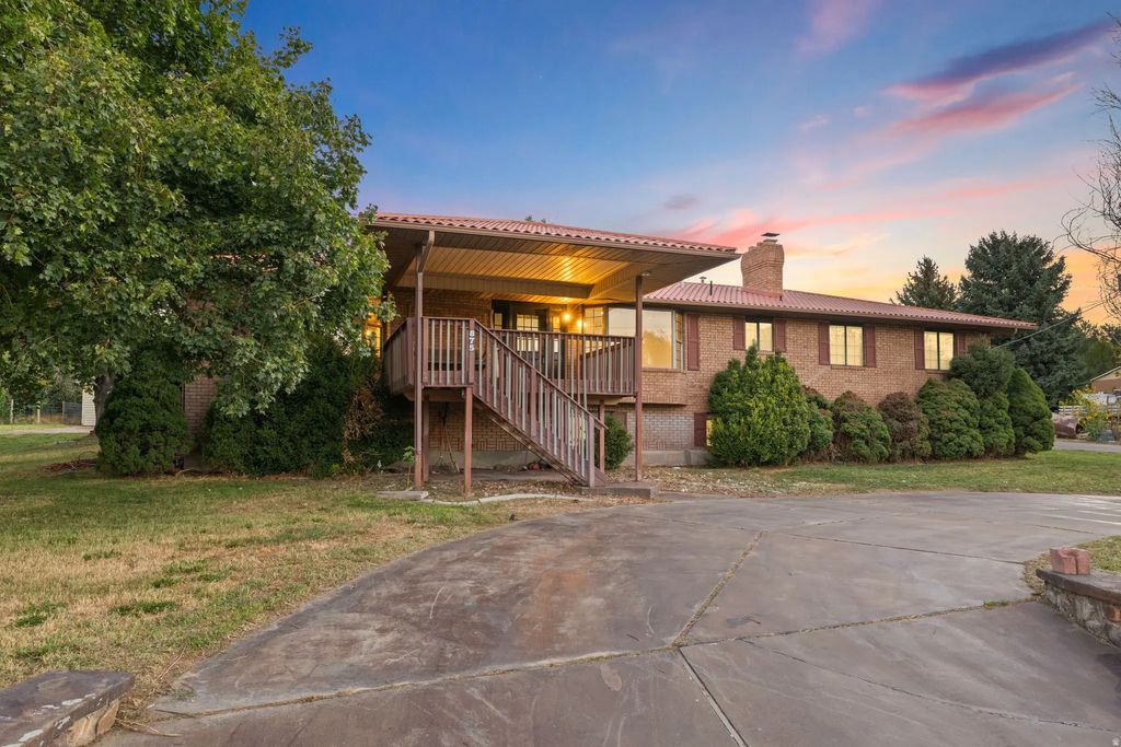 875 E Cedar Hollow Rd, Lehi