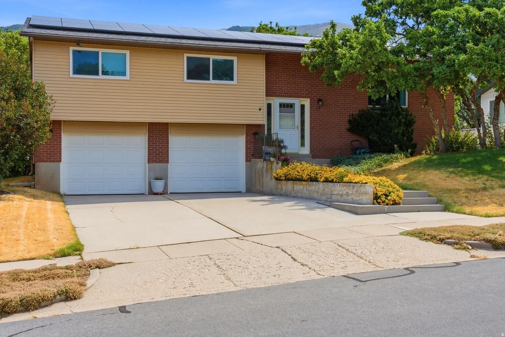 3059 N 2350 E, Layton