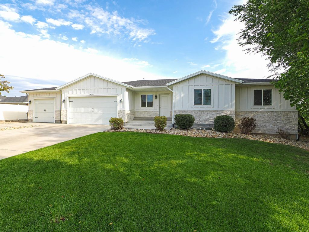 5852 W Herriman Main St S, Herriman