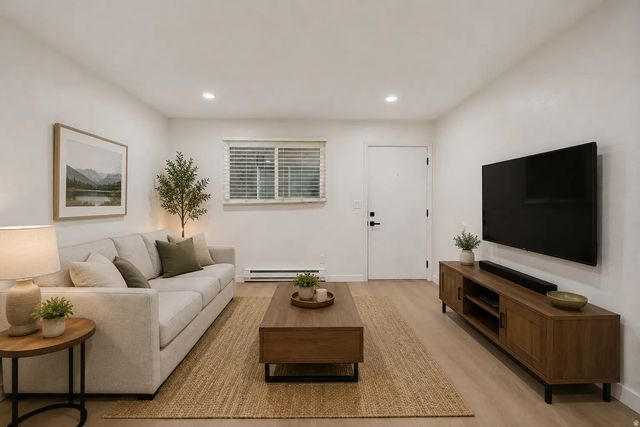 7923 S Main St W 13, Midvale