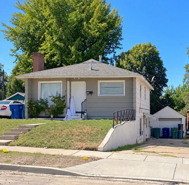 3327 S Jefferson E, Ogden