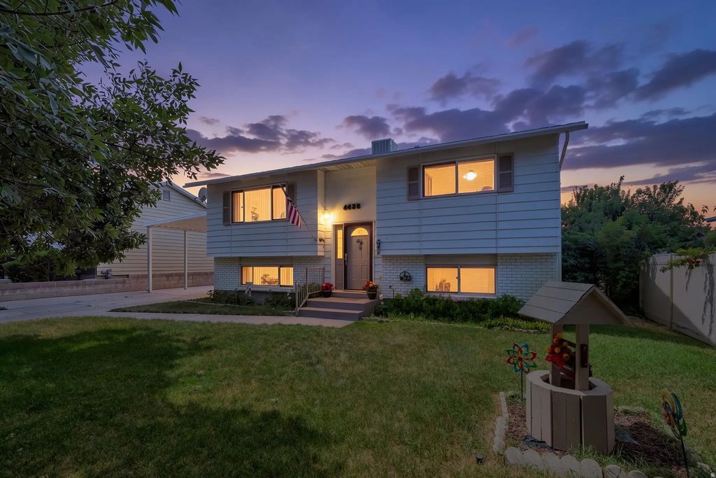 4428 S Red Cherry Cir, West Valley City