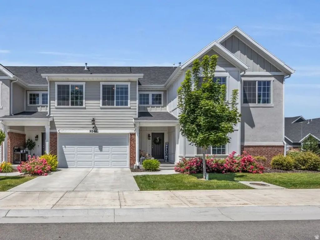9246 S Rose Cottage Way E, Sandy