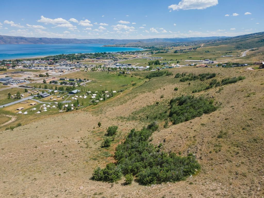 447 W Elk Ridge Rd, Garden City