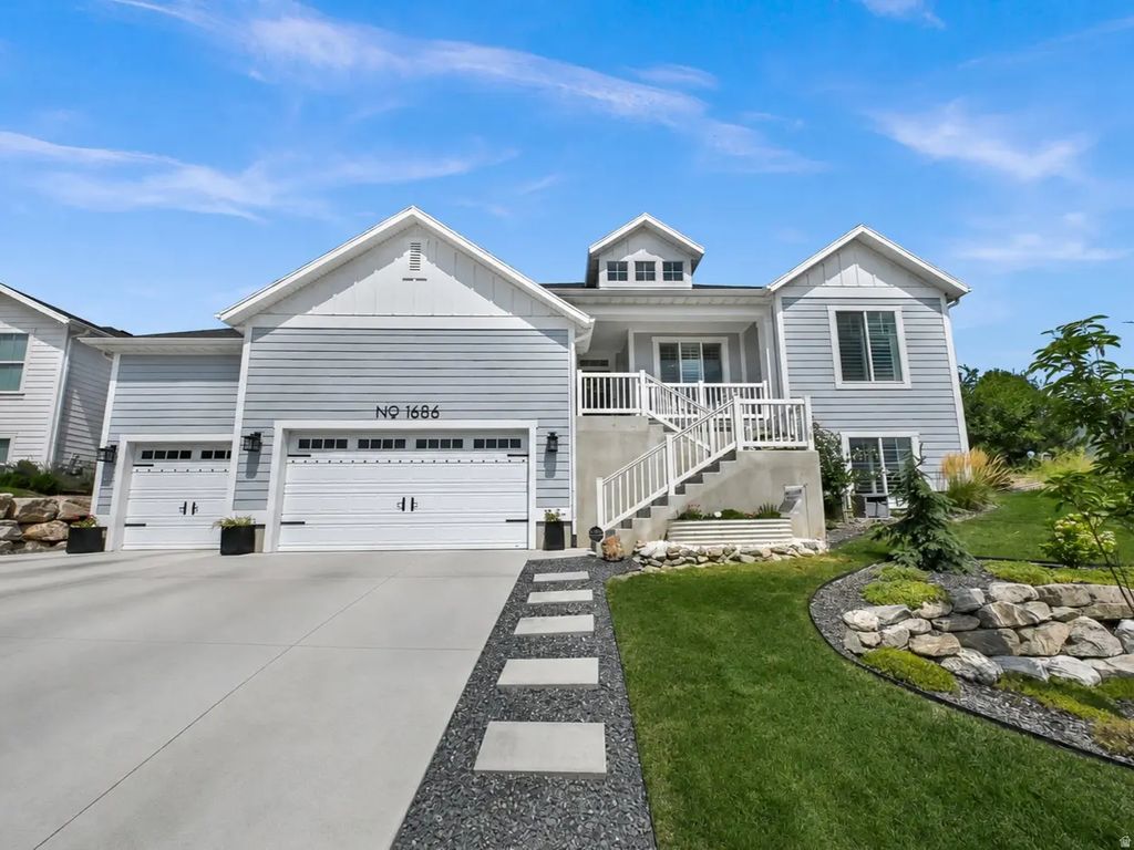 1686 N Emerald Dr, Layton